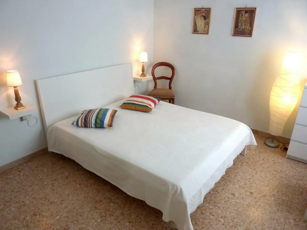 Tommy Guest House Roma Italy